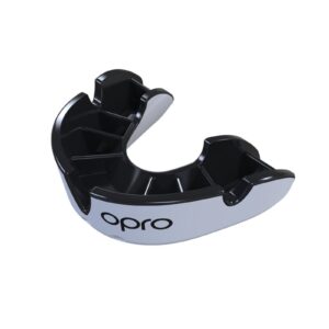 Chránič zubov OPRO Silver junior odhadovaná cena: 8.9 EUR